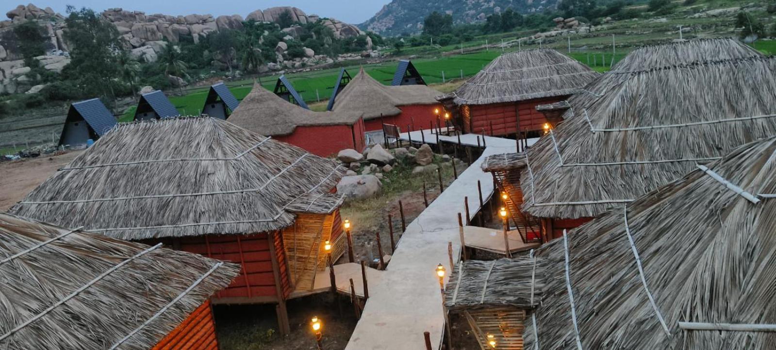 Golden Chariot Resort Hampi Exteriör bild